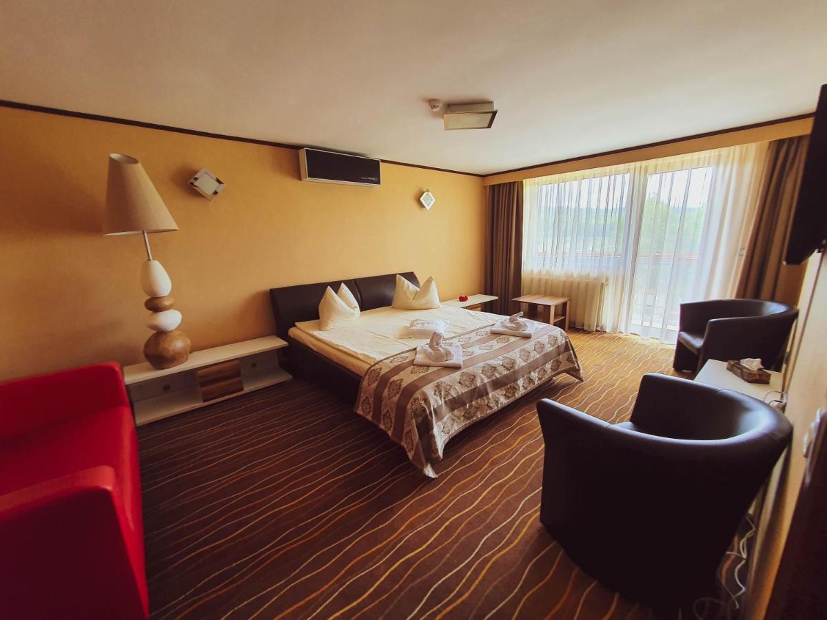 Hotel Belvedere Sovata Eksteriør billede
