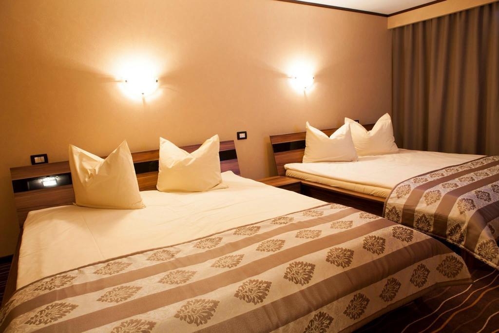 Hotel Belvedere Sovata Eksteriør billede