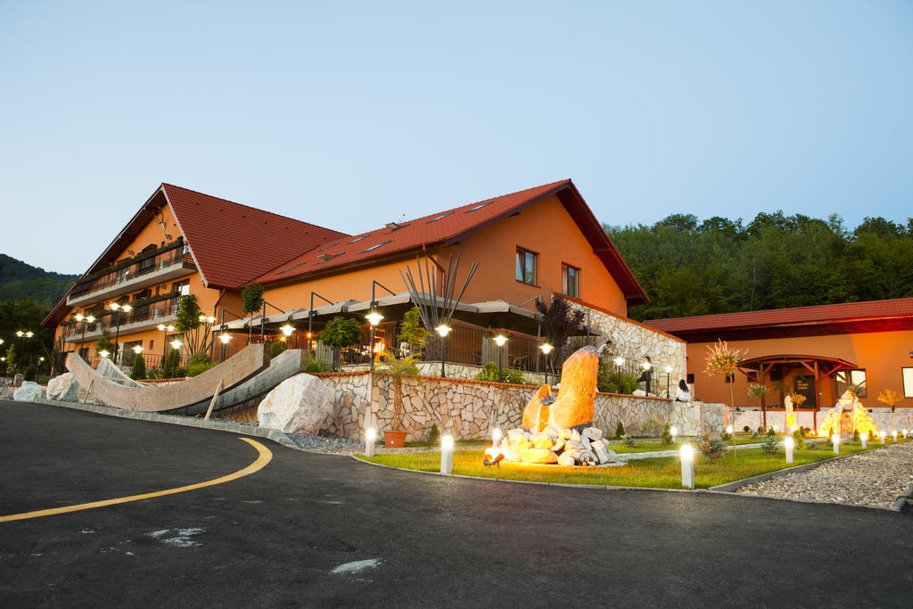 Hotel Belvedere Sovata Eksteriør billede